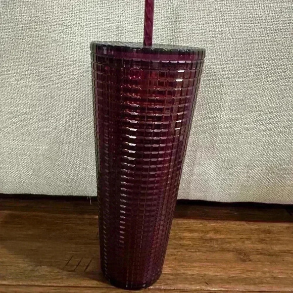 Starbucks Studded 2020 holiday Berry Plum Tumbler Venti size (24oz) - Picture 2 of 4